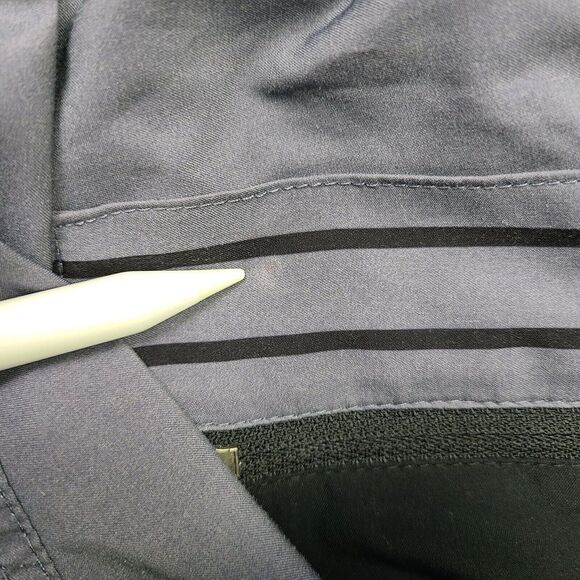 Vuori Trail Runner Short Mens Medium Gray Lined 7" Inseam Zip Pocket Stretch - Picture 4 of 16